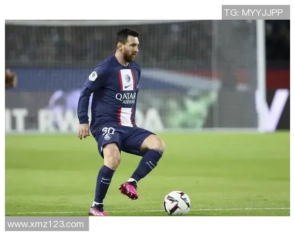 梅西在巴黎圣日耳曼的首秀直播盛况回顾与精彩瞬间解析 梅西在巴黎圣日耳曼的首秀直播盛况回顾与精彩瞬间解析